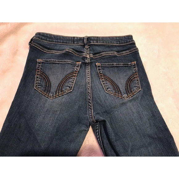 SALE!! 🎀❤️ Like new Hollister Skinny Jeans - Picture 2 of 4